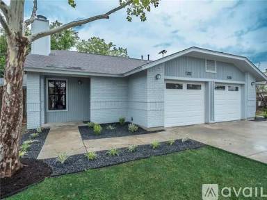 Main picture of 1202 Hyridge St