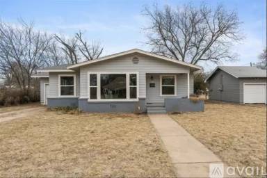 Main picture of 2104 6th St
