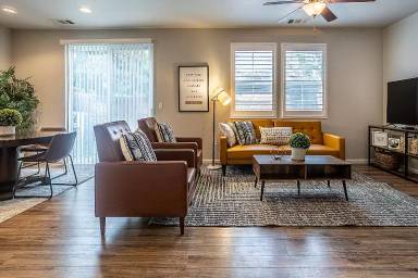 Main picture of 373 N Amedeo Ln
