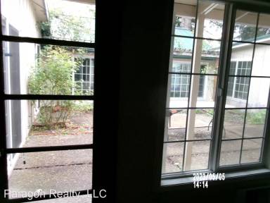 Main picture of 2951 NW Hayes Ave