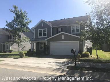 Main picture of 4 Redstone Ct