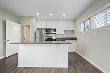 Main picture of 374 Cypress Dr