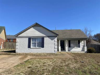 Main picture of 2486 Labonte Dr