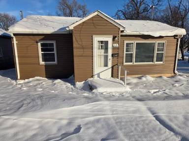 Main picture of 621 4th St