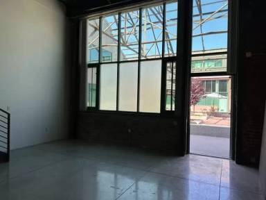 Main picture of 1330 Factory Place Apartments