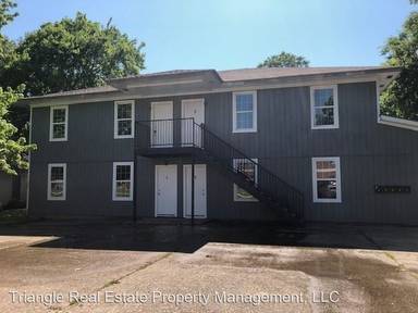 Main picture of 4606 University Dr