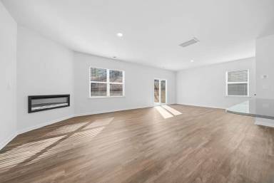 Main picture of 1366 37th Avenue Ln NE