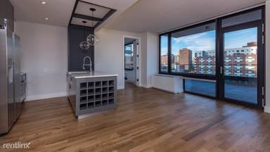 Main picture of 670 Pacific St