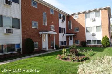 Main picture of 533 Jackson Blvd