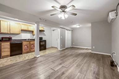 Main picture of 2625 3rd Ave S
