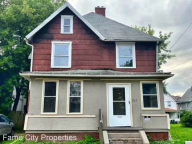 Main picture of 707 Newton Ave NW