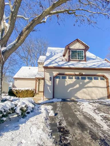 Main picture of 643 Wilbur Ct