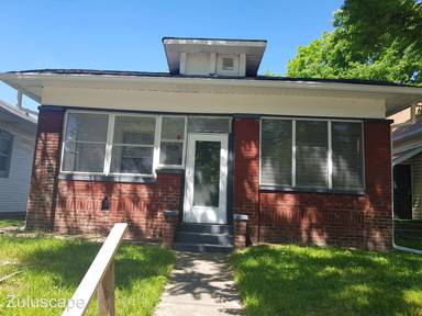 Main picture of 3610 Graceland Ave