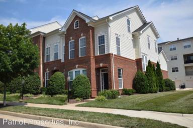 Main picture of 43571 Popes Creek Sq