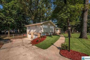 Main picture of 1908 Hickory Ln