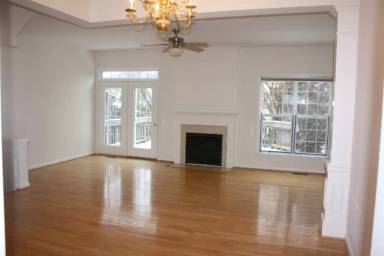 Main picture of 22527 Maison Carree Sq