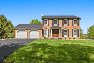 Main picture of 7375 Freestate Dr