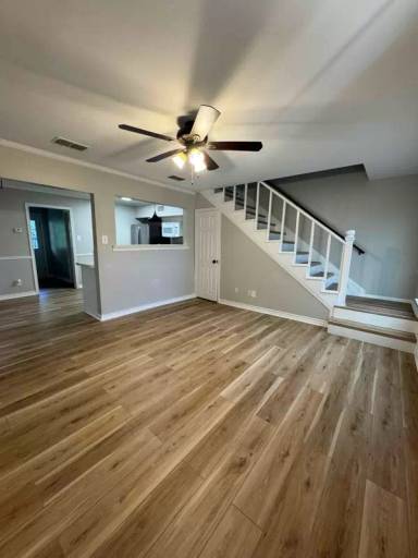 Main picture of 402 Harbin Ave
