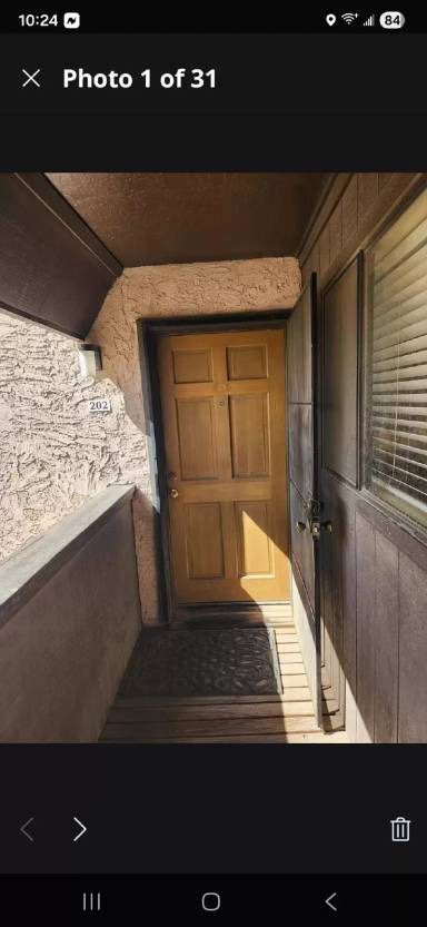 Main picture of 886 W Galveston St