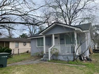 Main picture of 1010 Lynah St