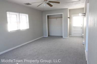 Main picture of 1305 W Abbott St