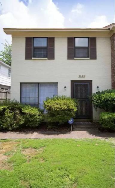 Main picture of 1643 Forest Ave