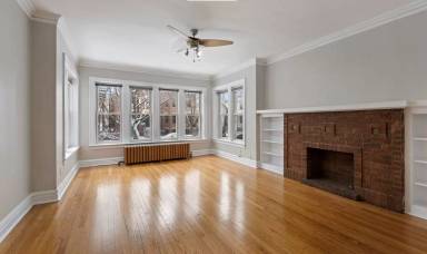 Main picture of 1718 W Balmoral Ave