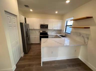 Main picture of 10630 W 33rd Way