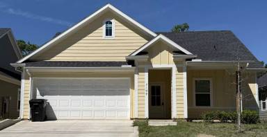 Main picture of 2109 Bluebonnet Ave