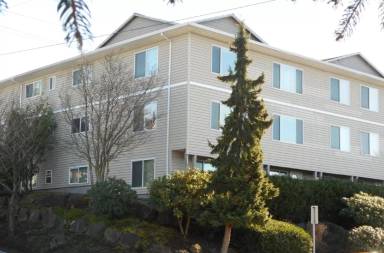 Main picture of 2405 Grand Ave