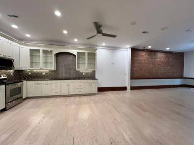 Main picture of 22 Campbell Ave SE