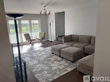 Main picture of 22 Williamsburg Cir