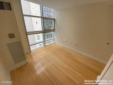 Main picture of 44 Boylston St