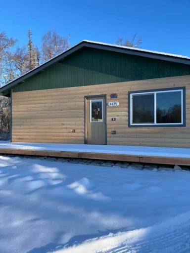 Main picture of 8691 N Wasilla Fishhook Rd