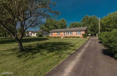Main picture of 807 N Palmers Chapel Rd