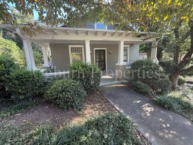 Main picture of 1330 W 1st St