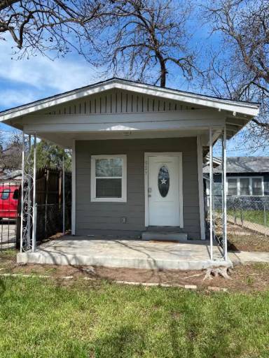 Main picture of 527 McKinley Ave