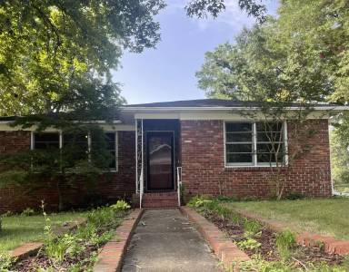 Main picture of 601 9th Ave