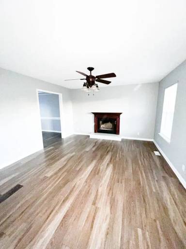 Main picture of 227 Windmeade Cir