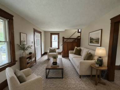 Main picture of 907 Kling St