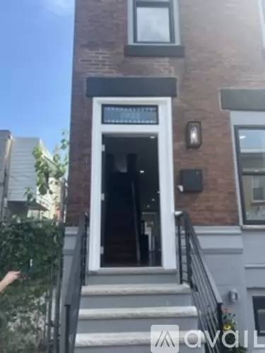 Main picture of 1921 S 19th St