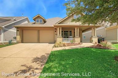 Main picture of 5025 Nash Ln