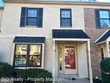 Main picture of 522 Bassett Ln