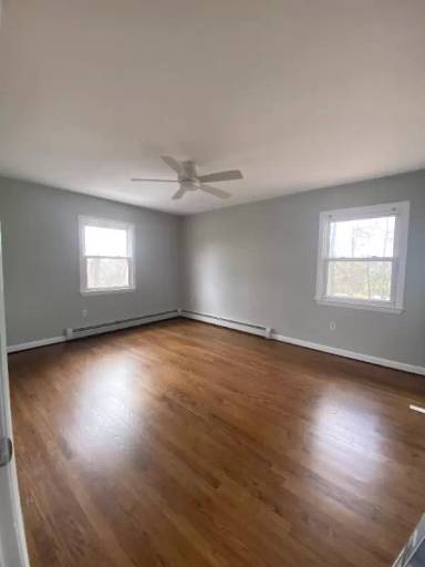 Main picture of 3 Collier Dr W