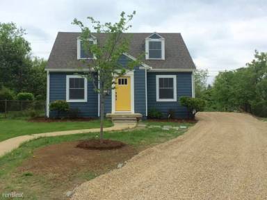 Main picture of 601 Elmcrest St