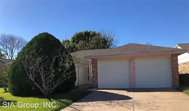 Main picture of 2403 Gunston Ct