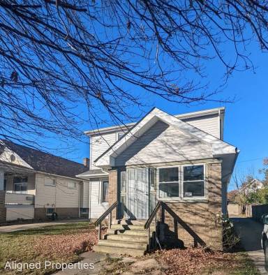 Main picture of 10816 Governor Ave