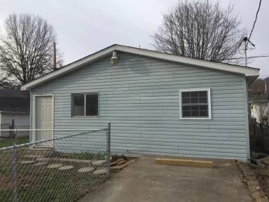 Main picture of 213 1/2 Virginia Ave N