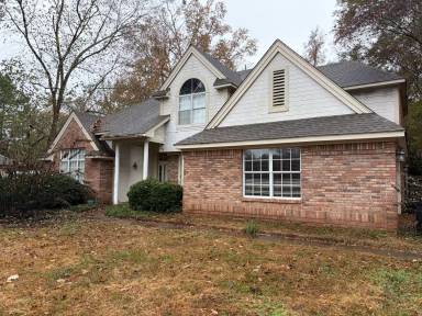 Main picture of 89 Sir Henry Dr