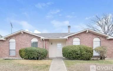 Main picture of 865 Cambridge Dr